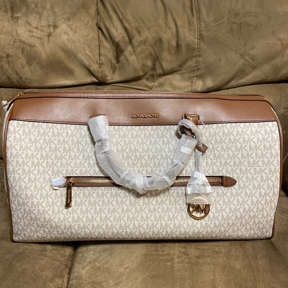 Michael Kors extra large top zip duffle bag